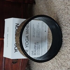 NIB Yoga Wheel by Yoga Designs